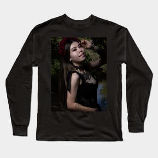 Gothic Queen Long Sleeve T-Shirt